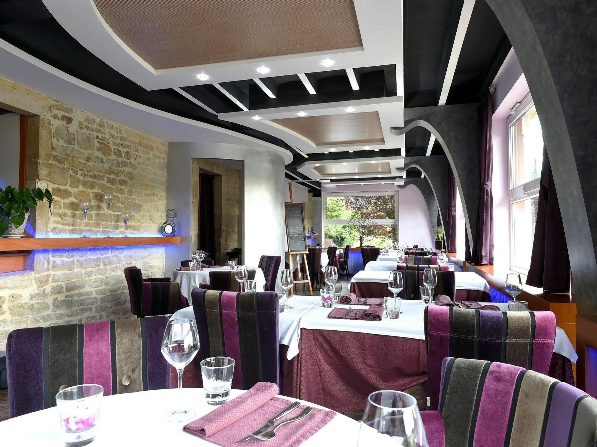 Auberge Des Moulins Pont-Les-Moulins Exterior photo